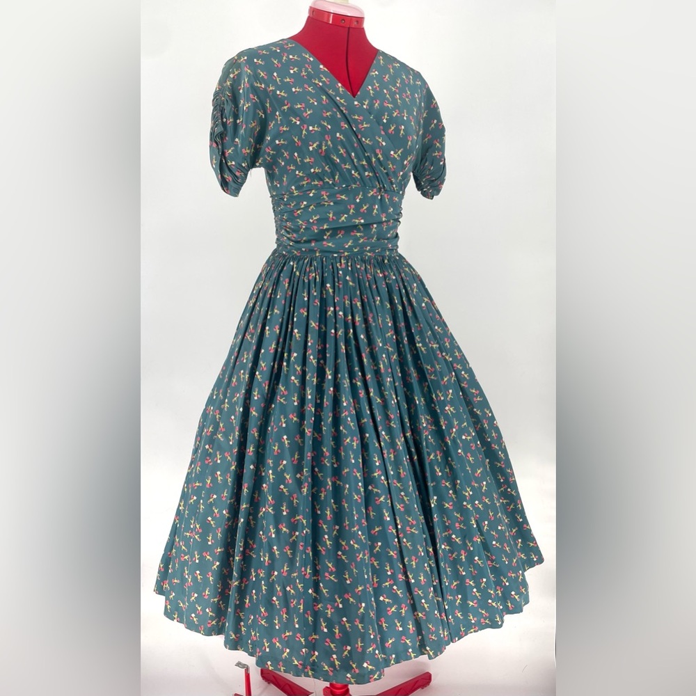 1950s Chic Debs Muted Blue Novelty Print Fit & Flare Dress - Picture 7 of 17